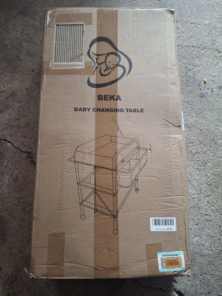 Cambiador portátil y plegable BEKA. Color: Gris oscuro. Foto 3 de 4