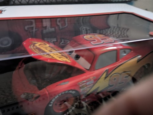 Jada Metals Diecast 1:24 Disney Pixar Cars Lightning McQueen - Imagen 4 de 5