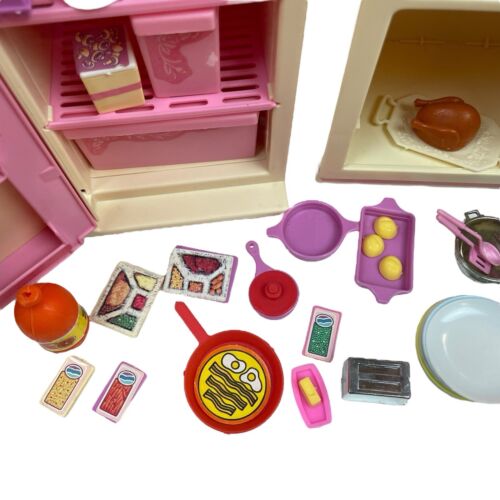 Vintage Barbie süße Rosen Küche Kühlschrank Gefrierschrank Herd und Zubehör - Bild 3 von 15