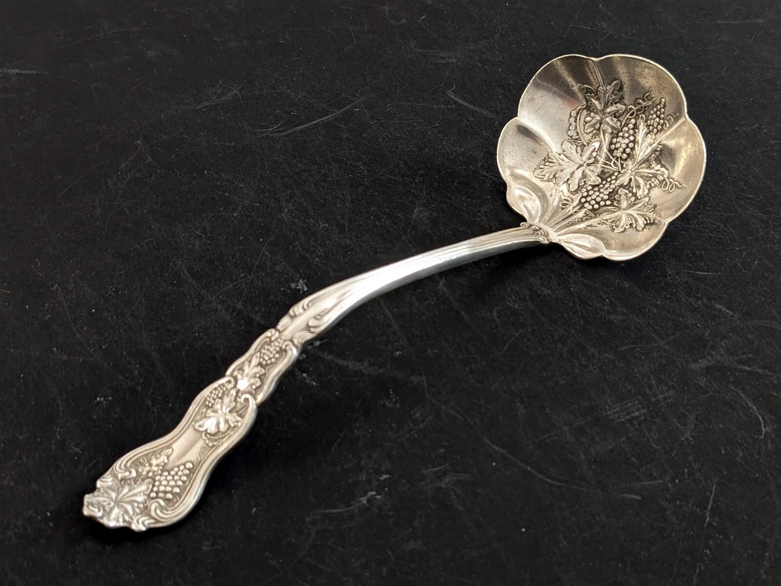 American Silver MOSELLE Grape Solid Cream Ladle 6-1/4" Silverplate 1906
