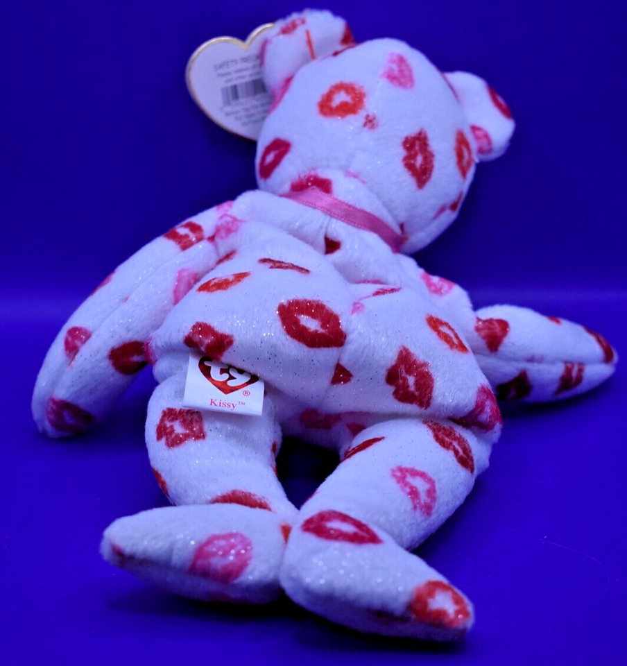 Ty Beanie Babies Baby Kissy 2003 MWT Rare Retired Valentine's Day Bear