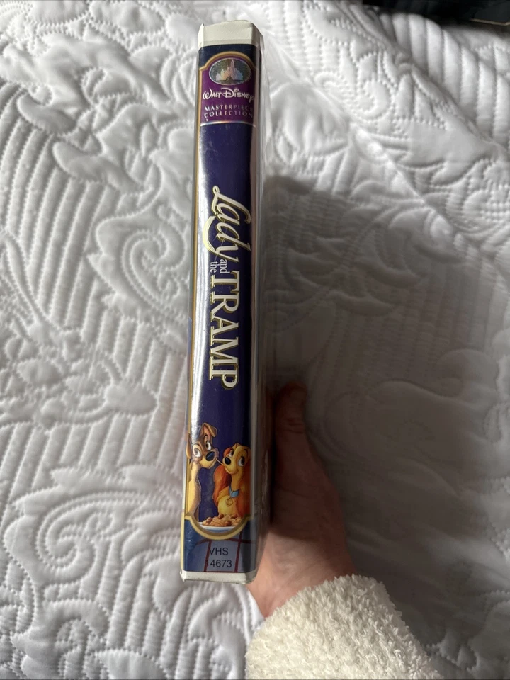 Walt Disney's Masterpiece Lady and the Tramp 1998 VHS Clamshell Edition - Image 2 of 4