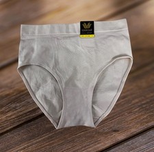 New Wacoal 838175 B-Smooth Full Brief Panties Underwear Beige Size Medium