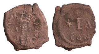 Maurice Tiberius AE Decanummium 3g. 18mm Constantinople. 582 602