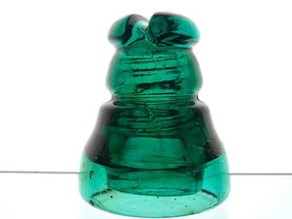 MINT SWEET AMBER SWIRLED EAR TOP POSTAL CRICKET HEAD Glass Cabletop Insulator