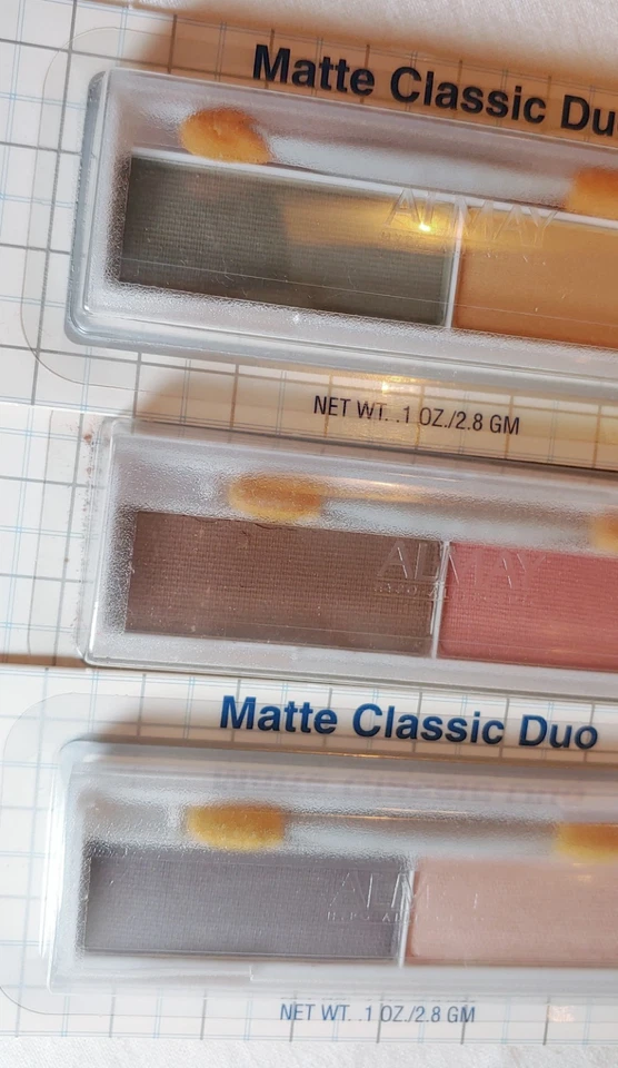 Vintage Almay Matte Classic Duo Longlasting EyeColor New Sealed Discontinued - Image 3 of 4
