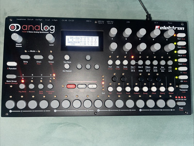 Elektron Analog Four MK1 - 4 Voice Analog Synth mit Decksaver studiogepflegt