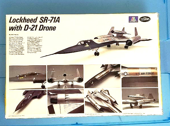 Sr-71a Lockheed With D-21 Drone 1/72 Open Box
