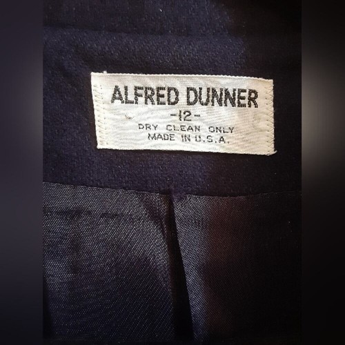 Alfred Dunner Women's 100% Wool Blazer Dark Navy Pockets Button Up Size 12 - Picture 2 of 4