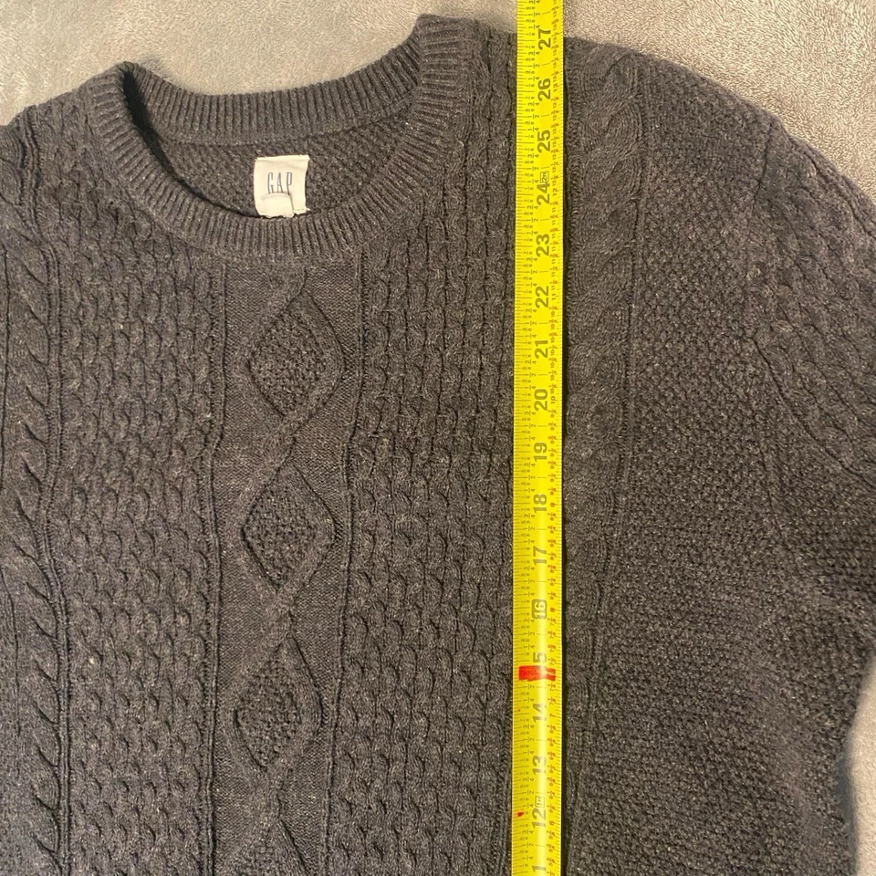 GAP Men’s Gray Cable Knit Sweater Cotton Blend Heavy Size Medium - Image 4 of 4