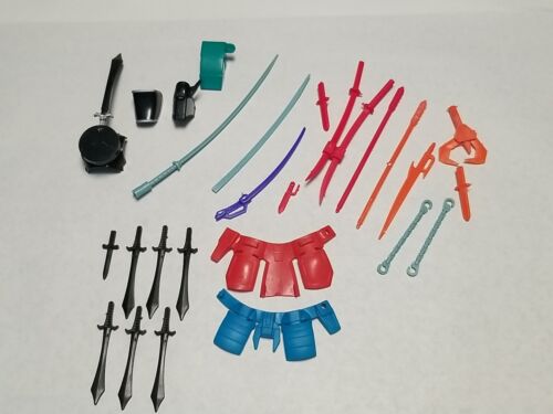 Vintage Ronin Warriors Lot Playmates Armor Accessories Weapons - Foto 1 di 9