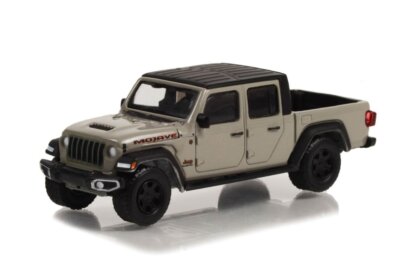 2022 JEEP GLADIATOR MOJAVE 1/64 DIECAST CAR GREENLIGHT 68010E/48