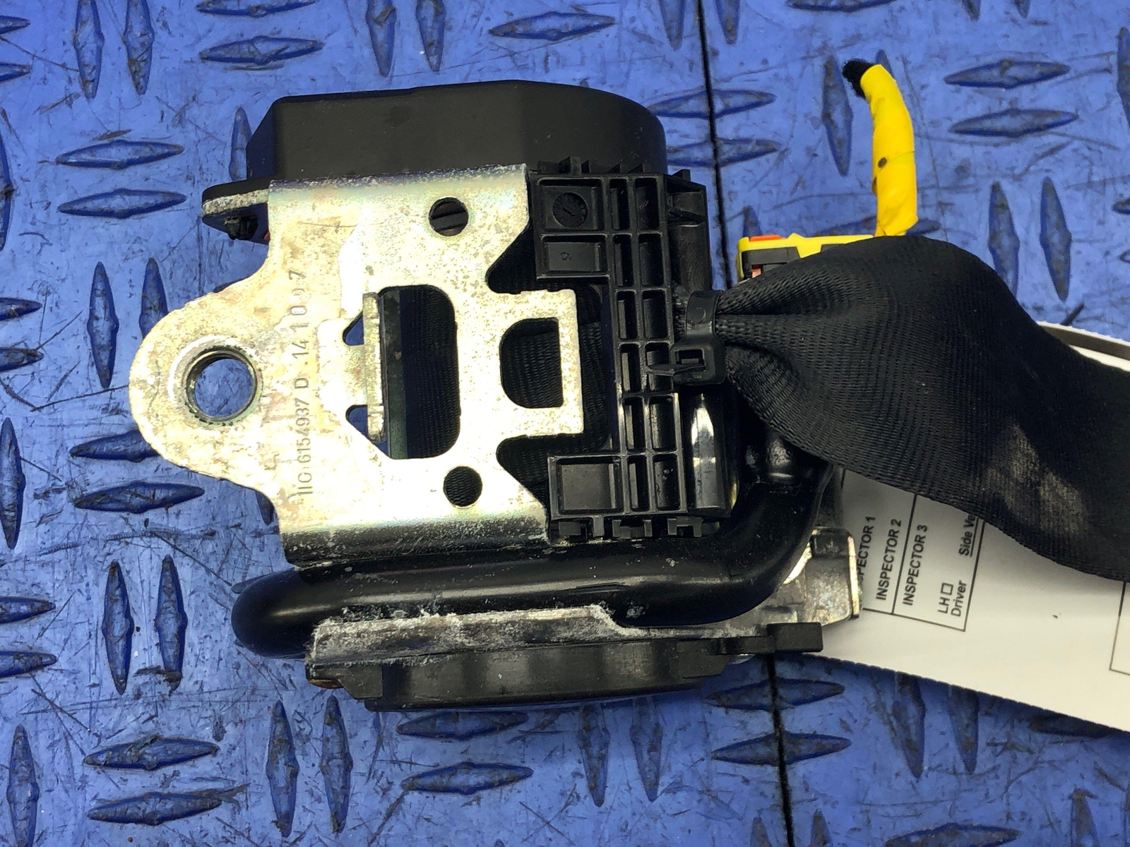 2014-2021 MASERATI QUATTROPORTE FRONT RIGHT SEAT BELT RETRACTOR BLACK OEM 2015