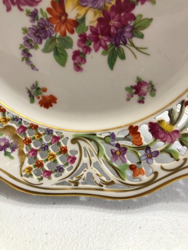 vtg 1946 Schumann Bavaria Reticulated Plate 9 1/4" Bone China Gold Trim Germany - Picture 11 of 18