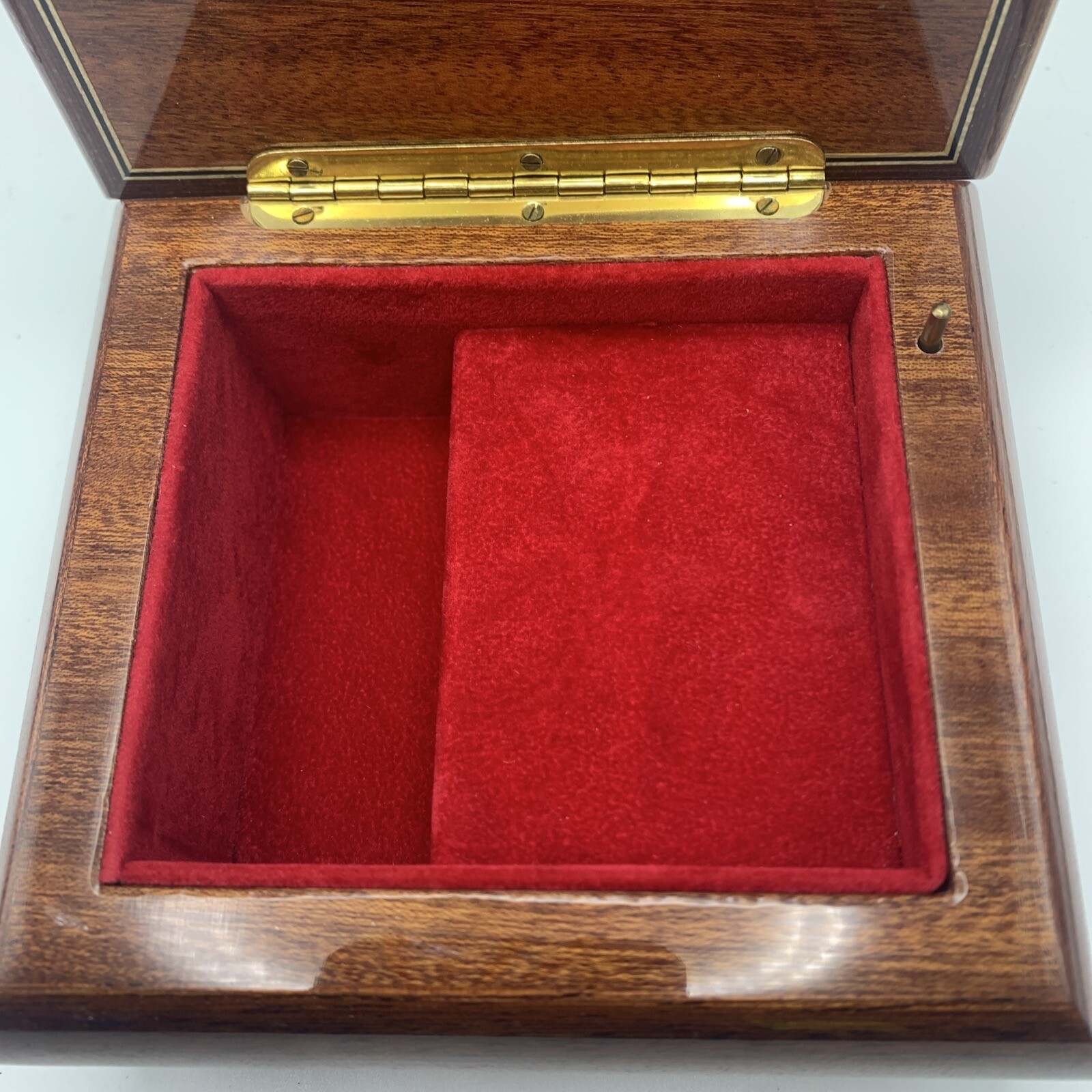 M.J. Hummel HAPPY DAYS Ercolano Jewelry Music Box Mint Italy The