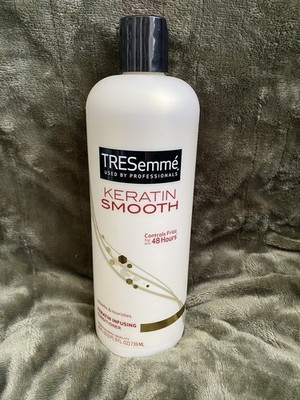TRESemmé Keratin Smooth Conditioner Smoothing Nourishing Anti-Frizz 25 fl oz NOS