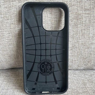Spigen iPhone 13 pro Case