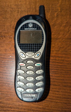 Motorola 120T Vintage Tracfone Black