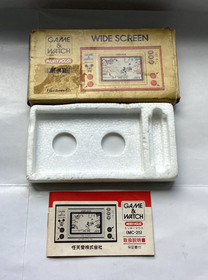 Vintage 1981 GAME & WATCH - MICKEY MOUSE MC-25 - LCD Game (Very Good Condition)