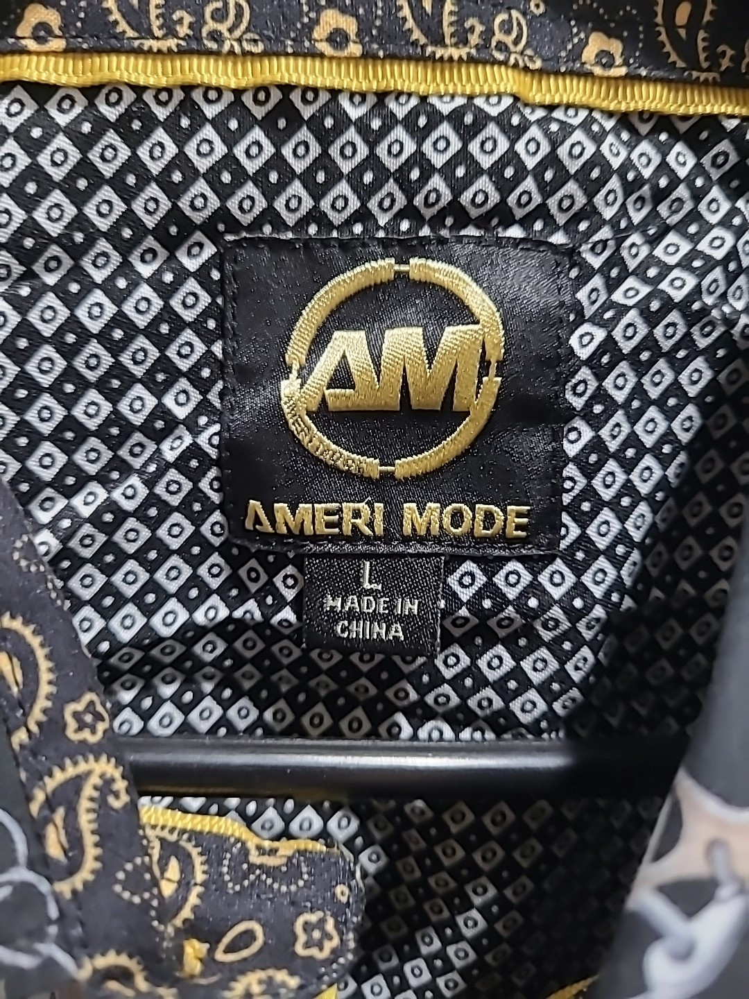 Ameri Mode Chains Black Button Down Shirt Size La… - image 2
