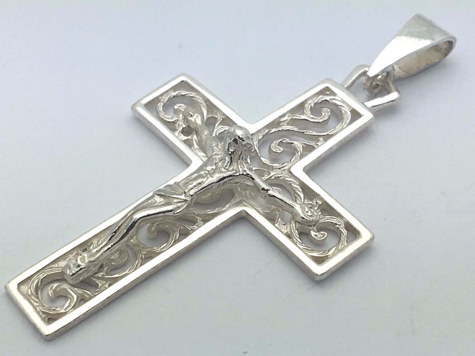 925 Sterling Silver Christian Jesus Christ Catholic Crucifix Cross ...