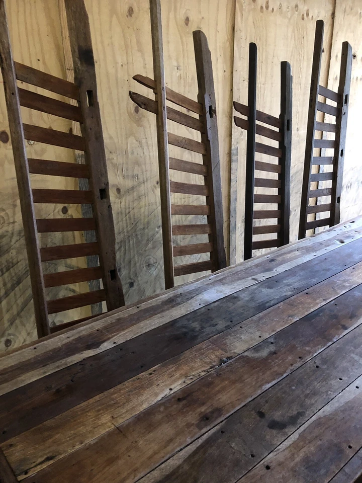 Very Large Bespoke Rustic Stunning Table & Chairs Very Rare Sits 10 People - Image 3 of 4