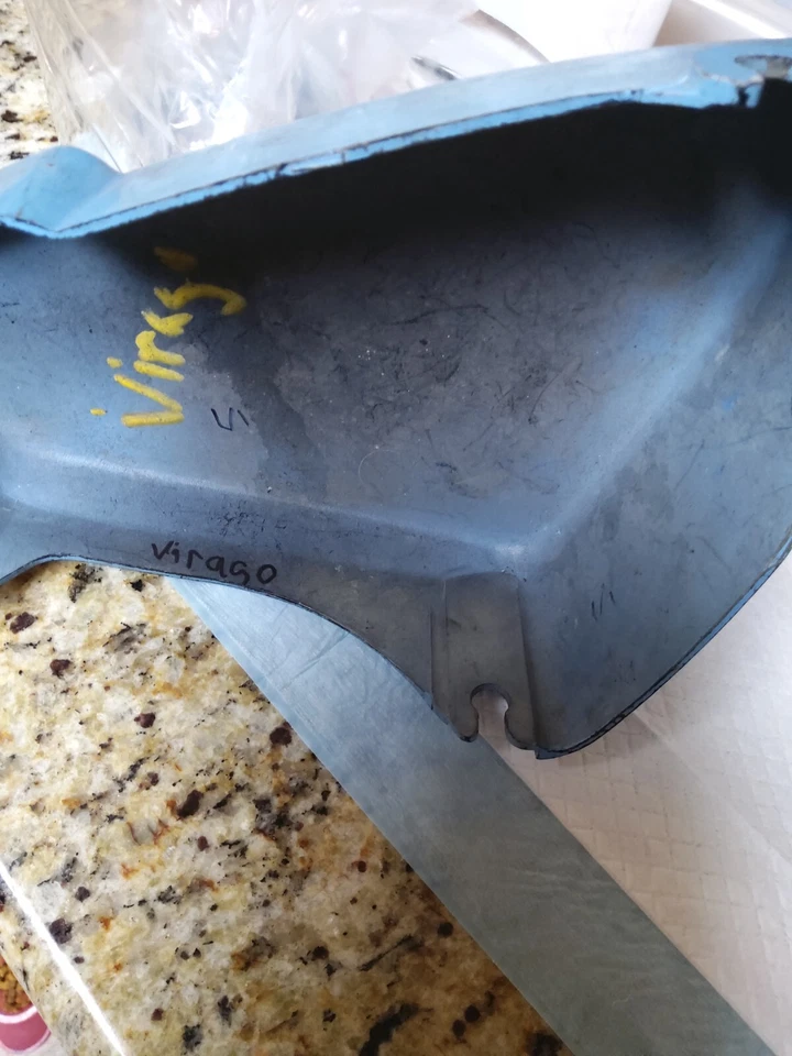 82 1982 Yamaha Virago 920 XV920 Left Side Plastic Cover  RC - Image 2 of 4