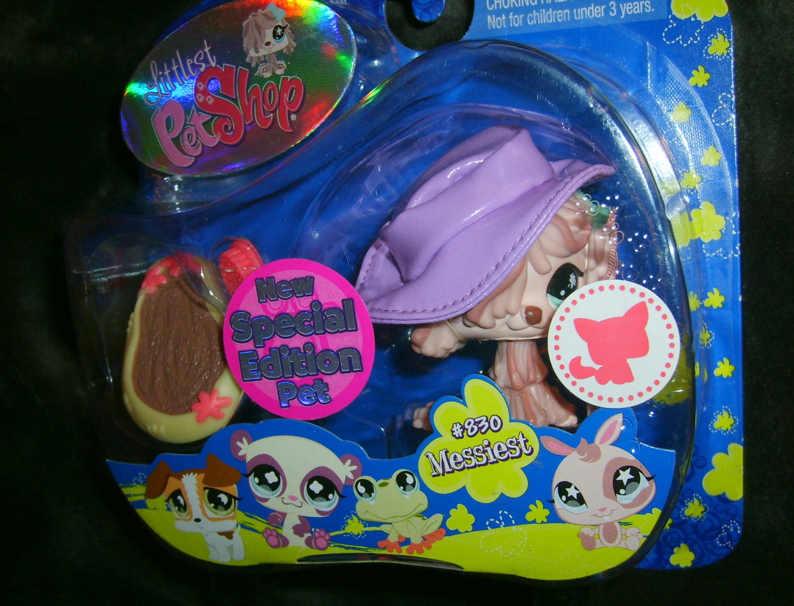 Littlest Pet Shop Toy Store - Littlest Pet Shop Collectible Pets #830  Messiest Mop Dog Special Editi