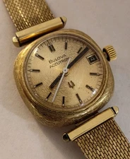 Vintage 1970's Bulova Accutron 2302 Ladies Gold Plated Watch Wear Or Scrap Runs