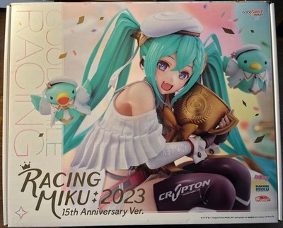 Good Smile Racing Racing Miku 2023 15th Anniversary Ver. Figure 1