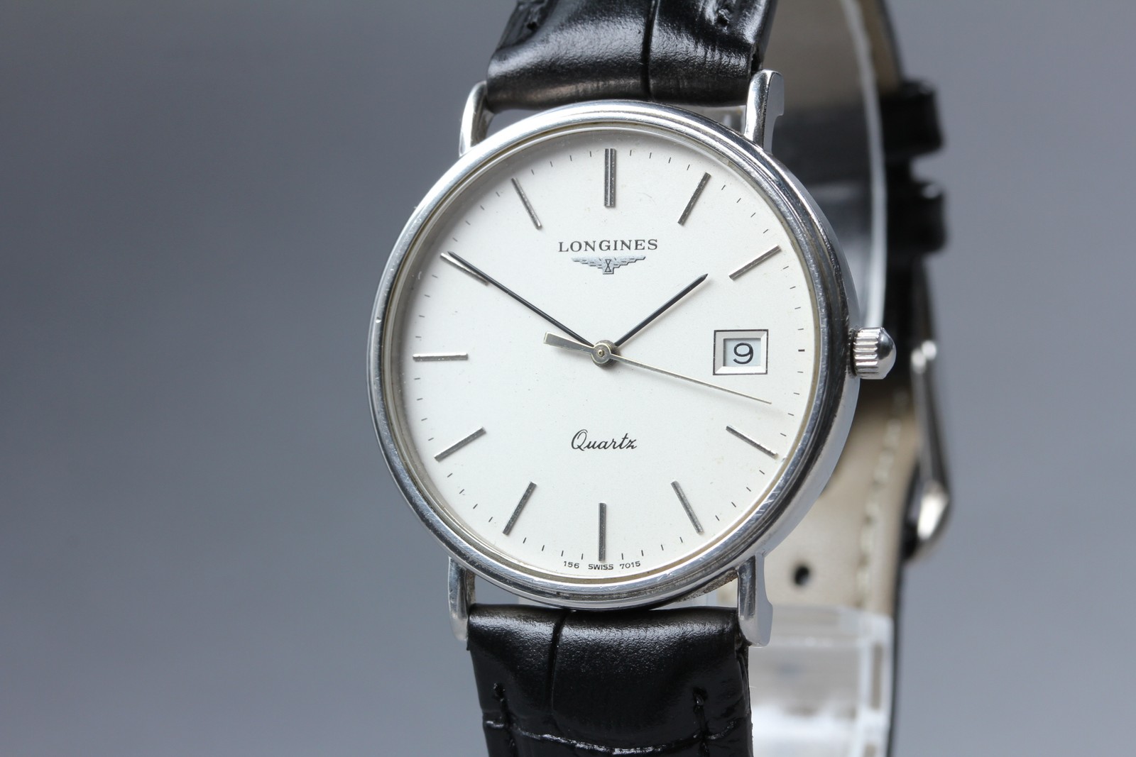 [Near MINT] LONGINES 156 7015 33mm Date Silver Quartz Men's Watch Vintage