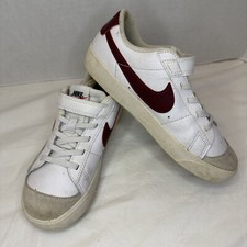 Nike Blazer Low '77 Youth size 2 Red Black DA4075-101 Classic