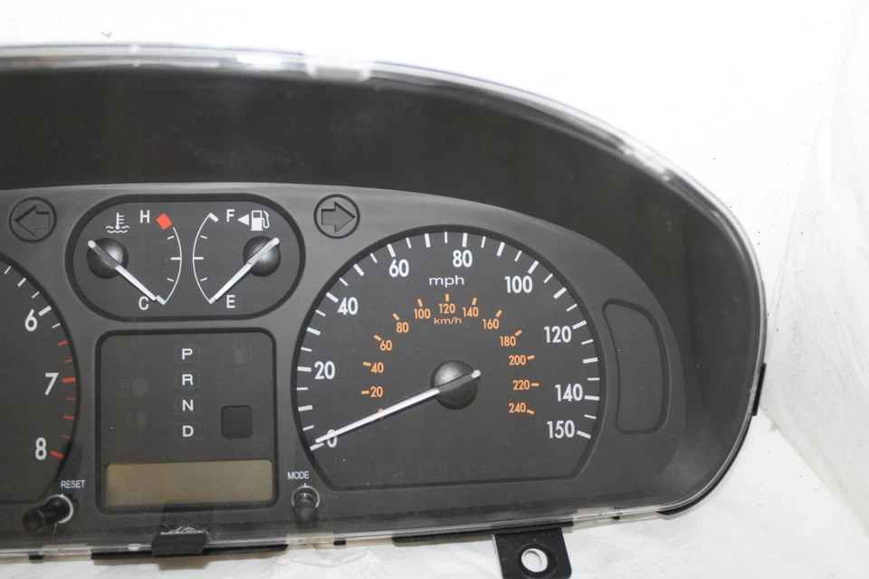 Speedometer Instrument Cluster Dash Panel Gauges 03-06 Kia Optima 61,290 Miles - Image 4 of 4
