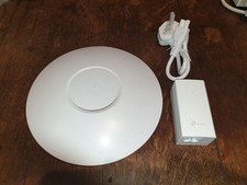 Ubiquiti Networks UAP-LR UniFi WiFi Access Point With power adapter