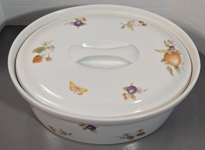 BIA Cordon Bleu ''Fruit and Butterflies'' Collection 1.5Qt Oval Casserole Dish