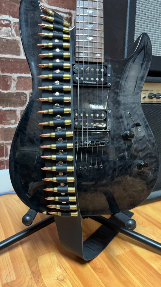 Correa de guitarra bala de latón cuero genuino remache punk rock thrash hecha en EE. UU. Foto 4 de 4