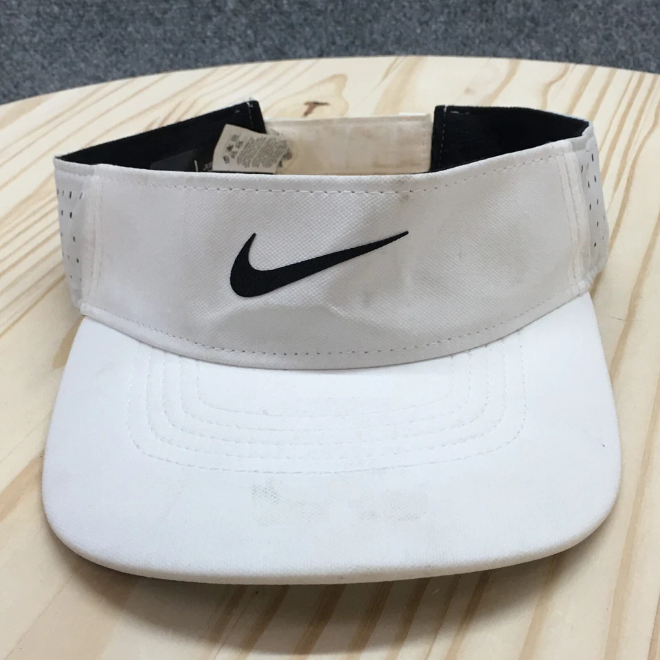 Gorra visera Nike Dri Fit para hombre blanca OS ala curva ajustable logotipo bordado Foto 3 de 4