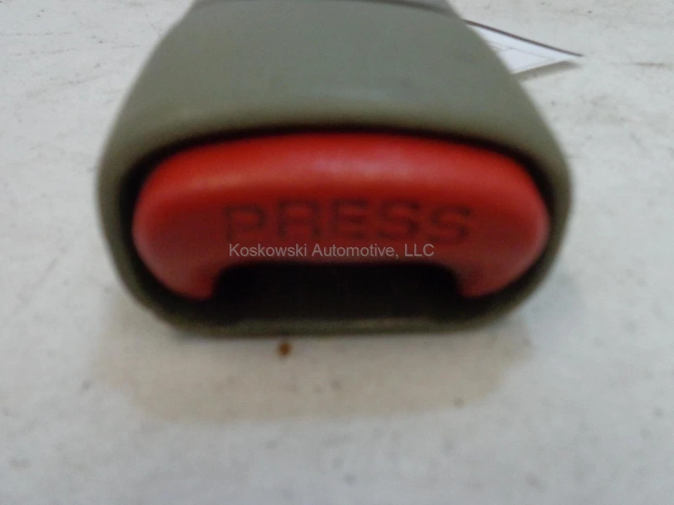 Hebilla de cinturón de seguridad Dodge Caravan 96 GP20SA2 delantera con pista de asiento manual Foto 3 de 4