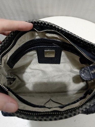 Articolo e2678 borsa donna Just Cavalli nera, base 5x24cm, altezza 16cm, lunghez - Foto 10 di 16