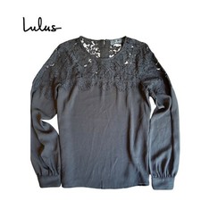 Lulu  s  Picture This  Black Long Slevve Floral Lace Blouse