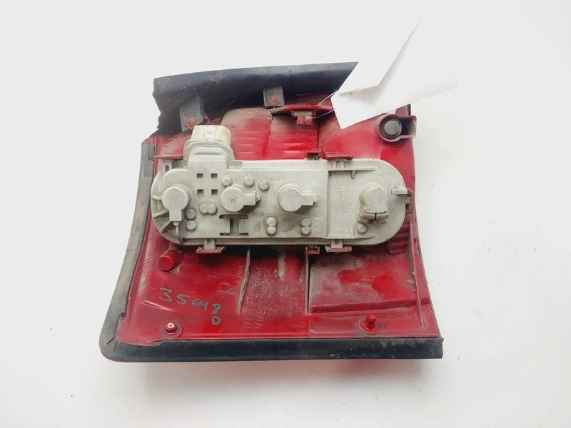 8E9945096 piloto trasero derecho para AUDI A4 AVANT (8E) 1.9 TDI 2001 9164632 - Imagen 2 de 4