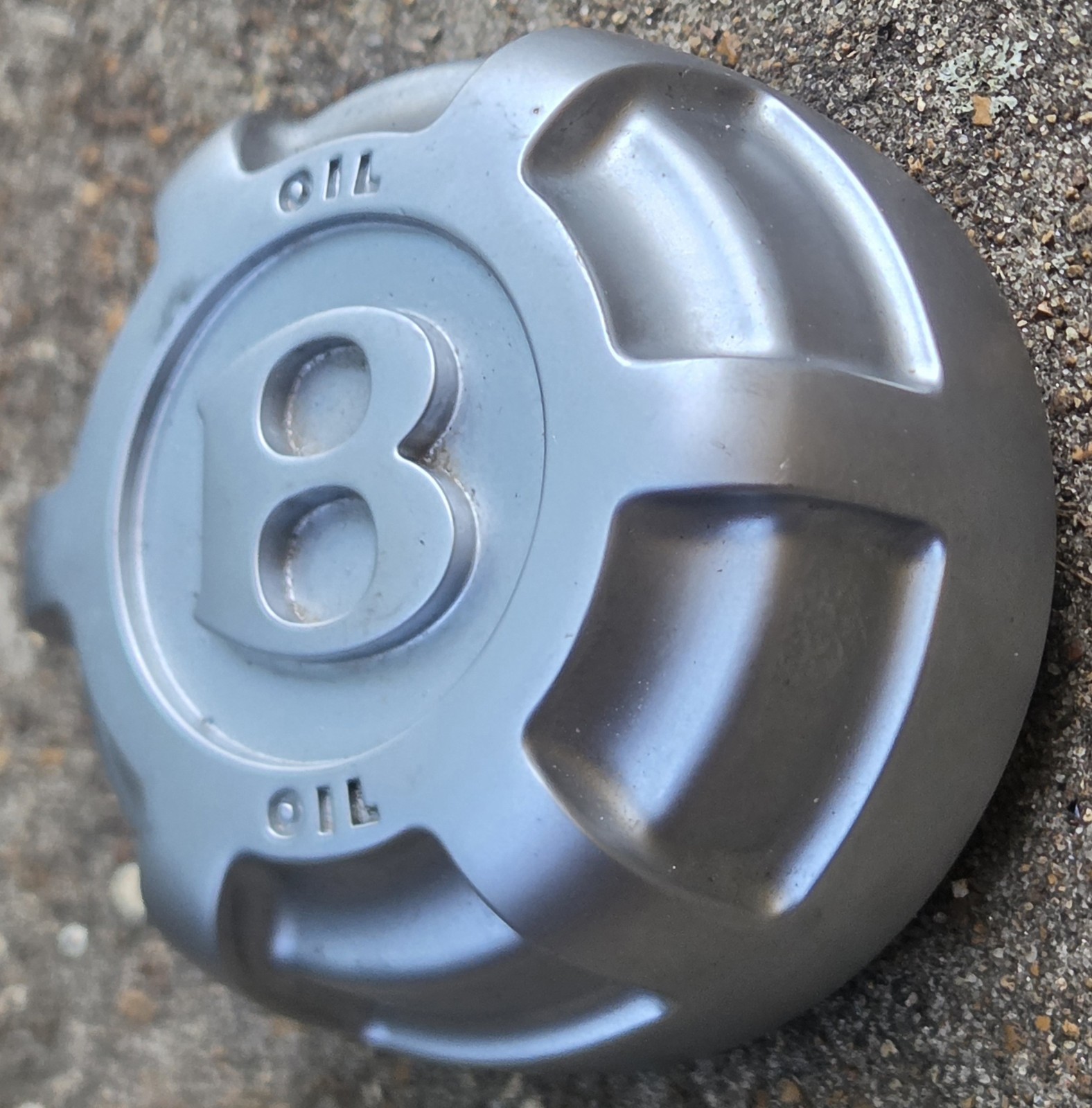 Bentley Continental GT 2011-2017 Oil cap