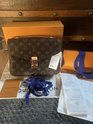 Louis Vuitton Métis Pochette