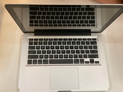 Apple MacBook Pro 13 inch Unibody (2012/2013) - DVD - USB - Thunderbolt