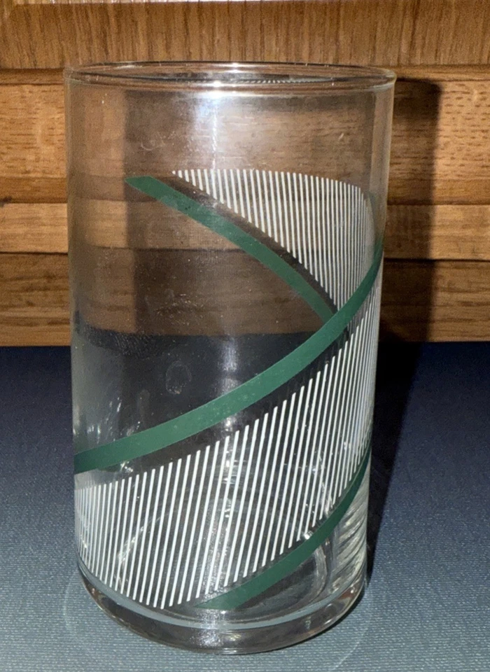 MCM George Briard Green/White Spiral Highball Glass - Set of 4 - Image 2 of 4