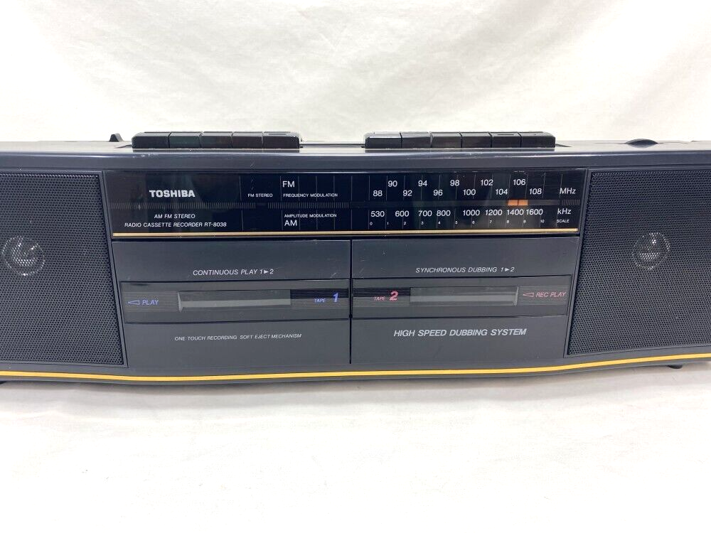REFURBISHED) Toshiba RT-8038 Boombox Ghettoblaster Dual Cassette