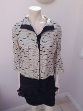 Carlise Ladies Shiny Pale Gold Jacket With Floral Design 3/4 Sleeves Size 6