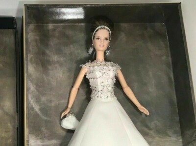 Mattel BARBIE COLLECTOR Gold Label Badgley Mischka Bride Barbie2004