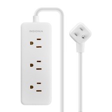Insignia- 123 Outlet Power Strip - White