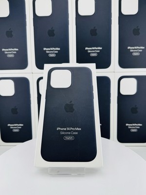 Original Apple iPhone 14 Pro Max Silikon Hülle MagSafe MPTP3ZM Schwarz Midnight
